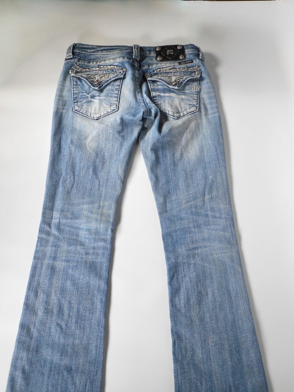 Miss Me Jeans Boot Cut Blue Denim 29 JP5330B2 Bejewel Wings Flap Distress 29x34 - Picture 3 of 15